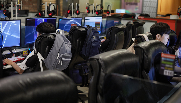 游戏股的“惊魂”一天