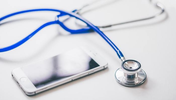 国际医学,亏损扩大