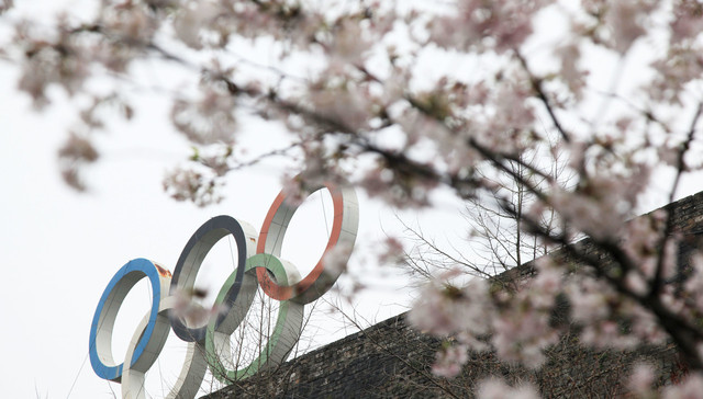从男女区分参赛到跨性别运动员争议，我们要如何理解运动中的性别差异？