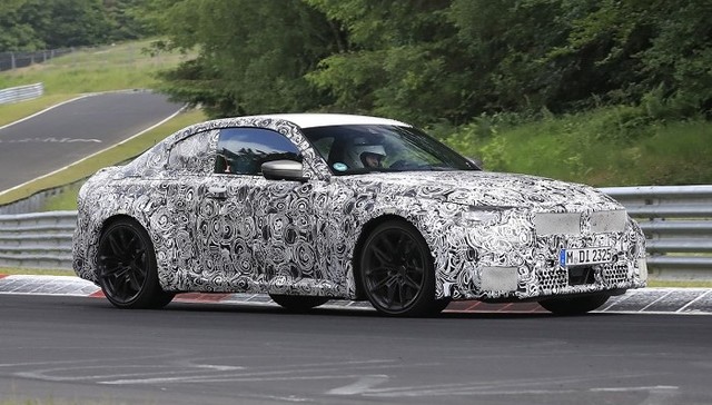 或将是宝马燃油版M双门跑车绝唱，新M2伪装车亮相  | 新车