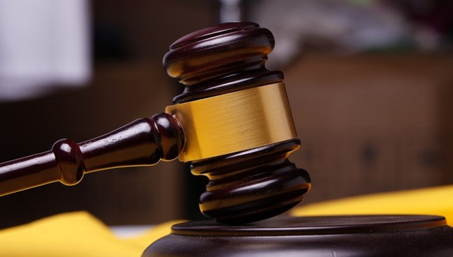 四川德阳女医生遭网暴自杀，三被告人均以侮辱罪获刑