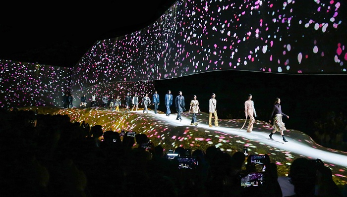 加入国潮风队列，地素时尚的下一步在哪里？