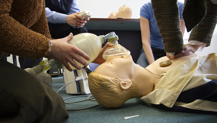 天津为院前医疗急救立法，紧急救助致损害不担民事责任