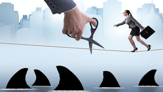 【深度】从“抢人大战”到“万人裁员”，在线教育公司发生了什么？