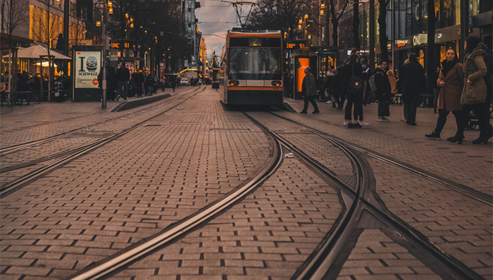 微博,商业模式,业绩,热搜,反腐