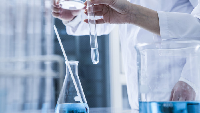 世卫组织新测试3款药物治疗新冠肺炎，抗病毒不再是首选