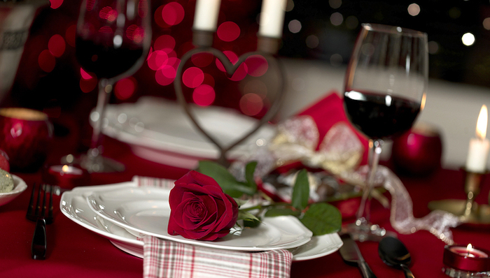 在这九张酒店餐桌上，体验专属七夕的浪漫长久 | 餐厅推荐