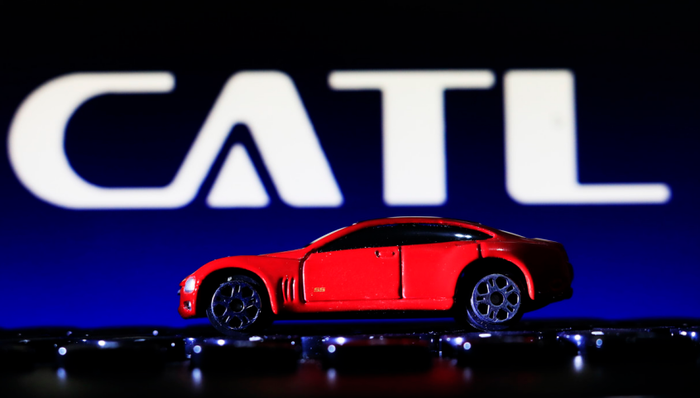 新材料电池,巨额定增