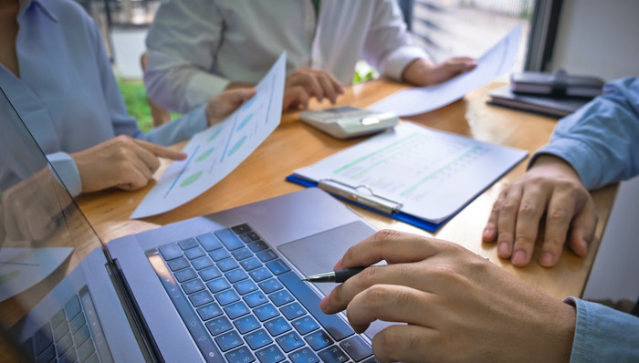 华夏幸福债务违约冲击波！招商银行信托代销首次面向自然人违约，最新回应来了