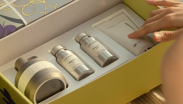 刚刚过去的7月，化妆品销售黯淡