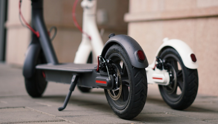 小牛电动,股价上涨,下沉市场,竞争压力