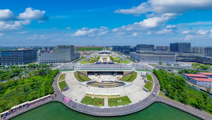 临港新片区,上海自贸区,朱芝松,成绩单,两周年