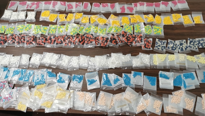 毒品,浦东机场,海关,上海海关,管控药品,地西泮,芬特明,网红减肥药