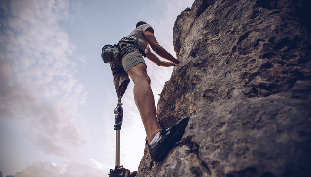 骨科耗材国家集采方案已定，“骨折价”下国产龙头能否逆袭？