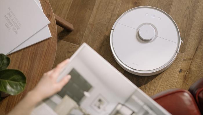 石头科技,清洁电器,竞争激烈,用户需求