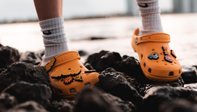 时尚,洞洞鞋,Crocs,业绩,股价