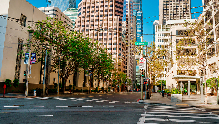 美国华人PK印度裔，平均家庭收入逊一筹