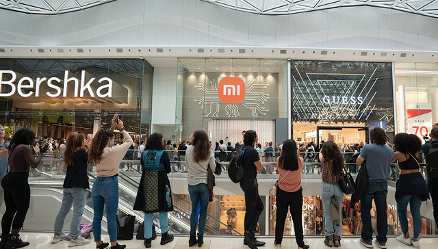 小米回应雷军卖出价值77亿港元小米股票：并非减持