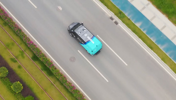 文远知行进军货运领域，联合江铃、中通推出L4级自动驾驶轻客