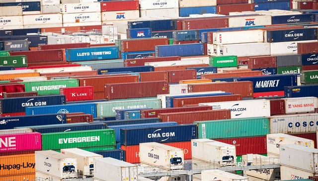 达飞轮船率先暂停即期运价涨价，其他航运公司会跟进吗？