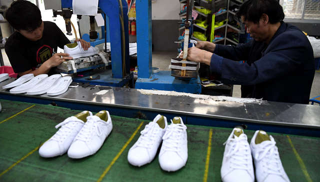 疫情爆发莆田制鞋业停摆：工厂停产，档口关闭，电商退单量增加