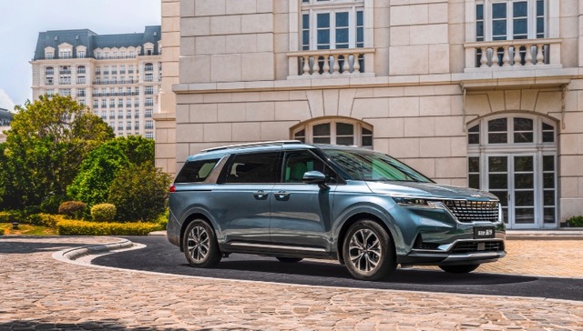 起亚要用这款车与别克“GL8”一战｜新车