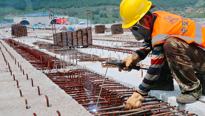 经济增长,投资,消费,疫情,