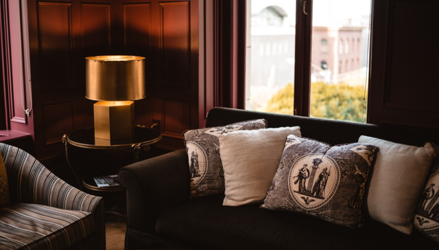 地产酒店,终止合作