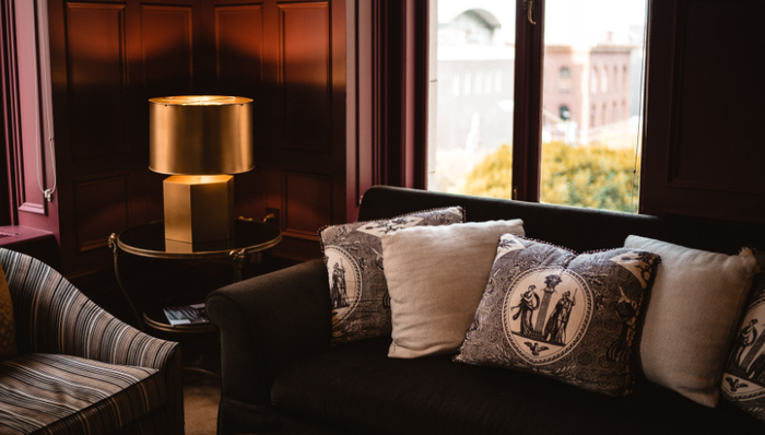 地产酒店,终止合作