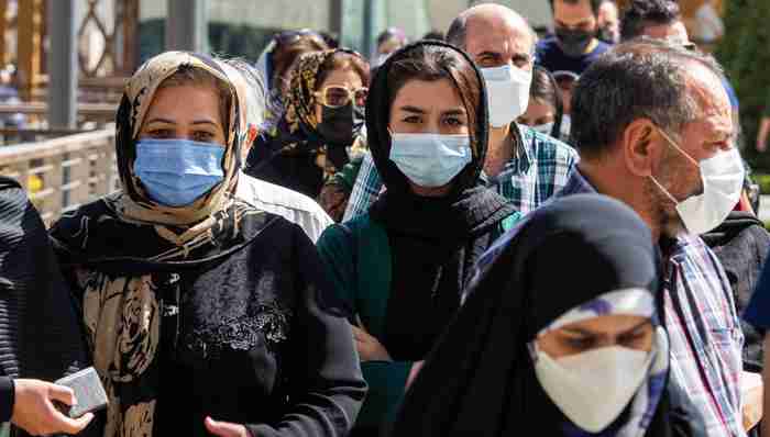 中国向联合国捐献30万剂国药疫苗，美国FDA否决辉瑞加强针计划 | 国际疫情观察（9月18日）