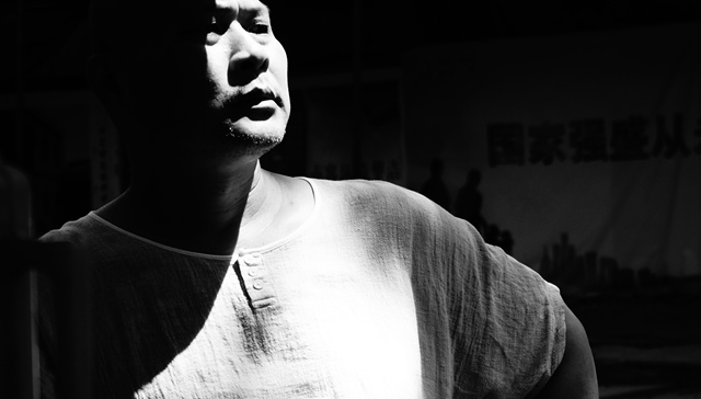 诗人杨键：我好像依旧生活在古代 | 一诗一会