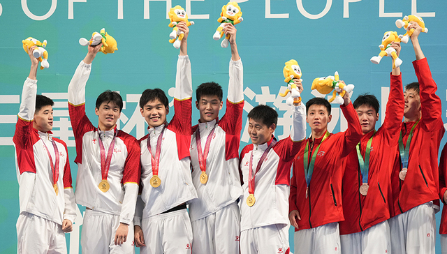 全运泳池宜“捞金”，奥运金牌汪顺、张雨霏冲多金王