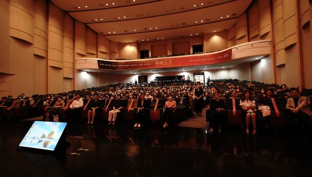 百年传承，上海智慧女性读书讲坛，沈安娜，华克放，永不消逝的电波，1921,解放日报,上海市妇联