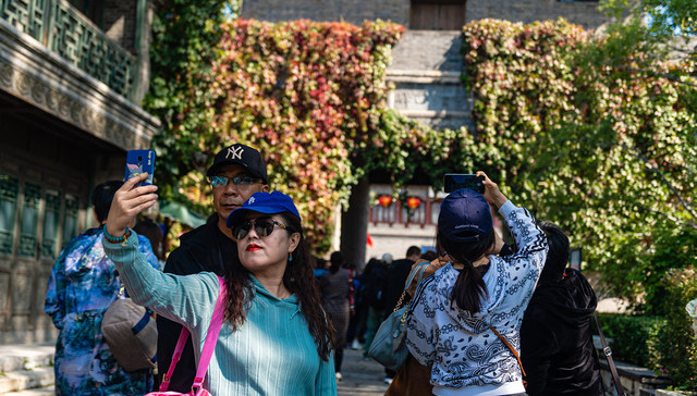 黄金周旅游动向抢先看：周边游成为主流，环球影城带火赴京旅游