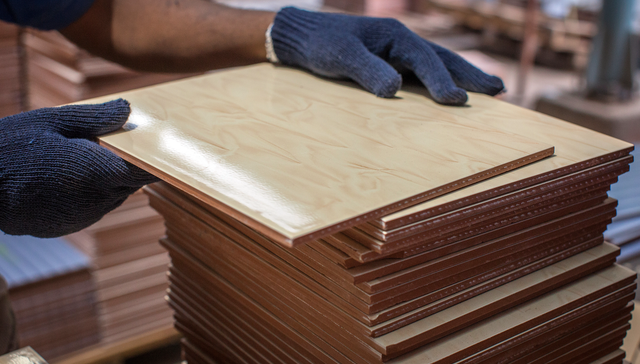 原料大涨、供电紧张，利润下滑的东鹏瓷砖全面涨价