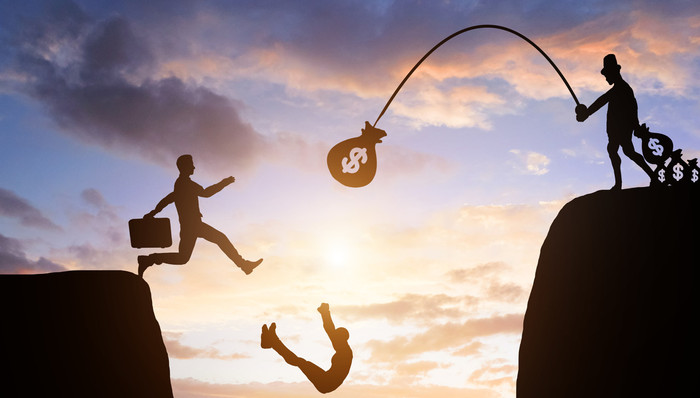 担保公司负责人冒用数十人名义疯狂骗贷3800万元，国民村镇银行损失惨重丨局外人