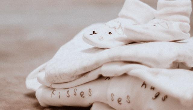 股价下跌,江南布衣