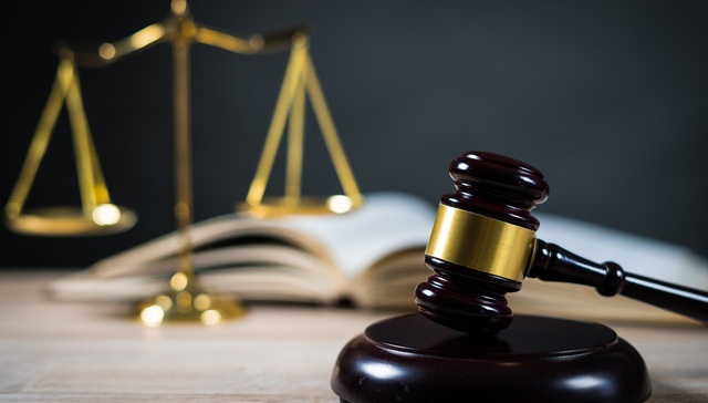 3年虚增利润1.8亿，新纶新材索赔案集中开庭，公司预计诉讼损失逾1亿