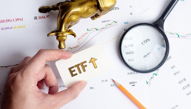 “凤凰50”、“长江保护”、“新旧动能转换”……这些ETF你听说过吗？