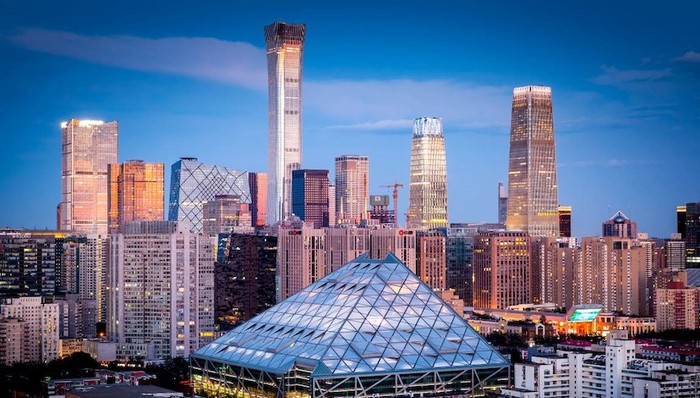 侨福芳草地九周年，九十余件艺术作品更新亮相