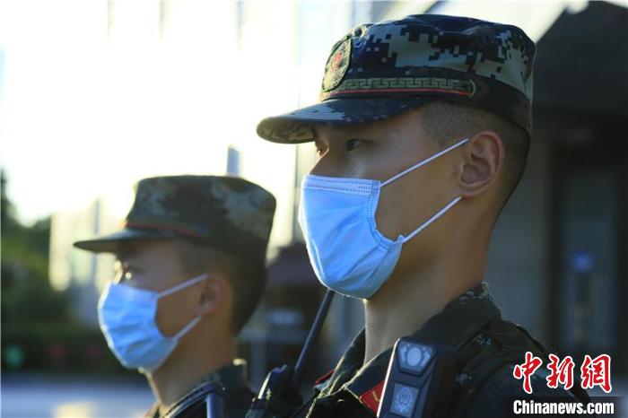 浙江“00后”武警战士假日镜像:我在千岛之城保驾护航
