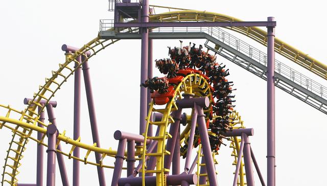 主题乐园国庆BATTLE：迪士尼、环影IP吸金，本土品牌以量取胜