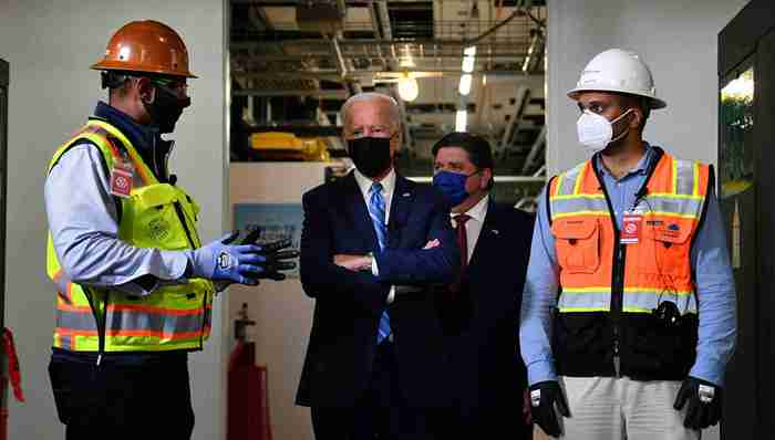 越南明年6月或对国际游客全面开放，智利称加强针可提高疫苗有效率 | 国际疫情观察（10月9日）