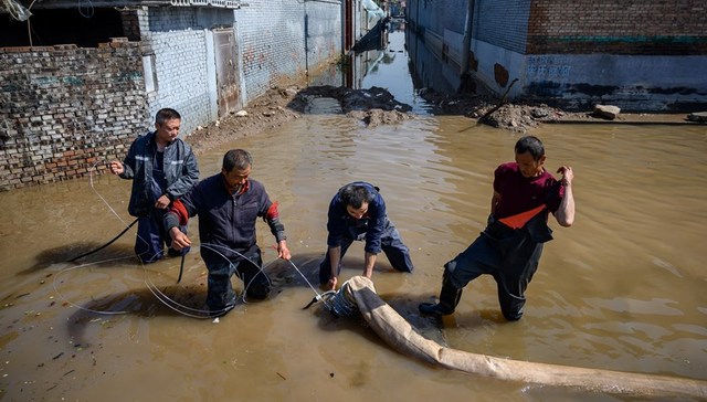 山西强降雨致15人死亡3人失踪，抢险救灾面临大风降温考验