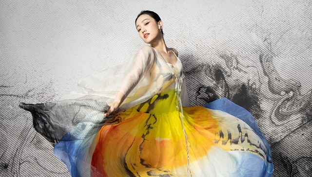 飘逸舒适，成为下一个春夏的穿搭关键词丨上海时装周