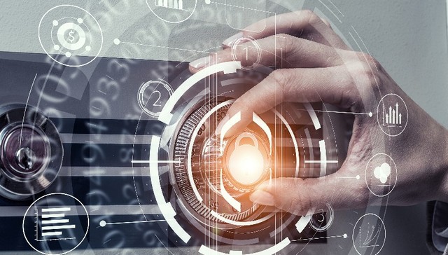 因网络信息安全问题被人民网“点名”，富途、老虎证券这样回应