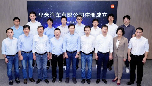 快看｜小米任命李肖爽担任小米汽车副总裁，向雷军汇报