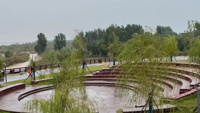 郑州大河村遗址,小口尖底瓶,父系氏族,古都,黄河滩地,星空,先民,画卷,绘就,城市发展