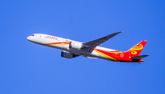 零度身着夏装，海航领导深夜感受北京骤寒天气为哪般？