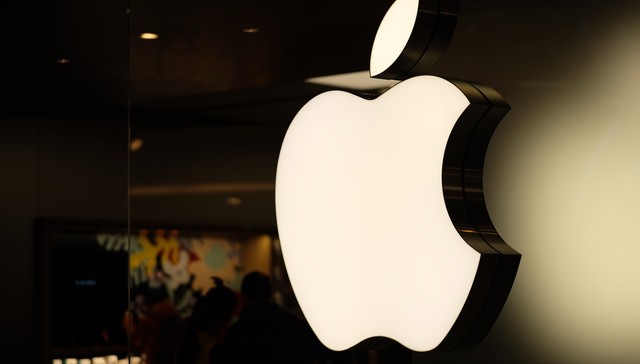 搭载M1系列新芯片，“软硬均升级”的MacBook Pro起售价14999元